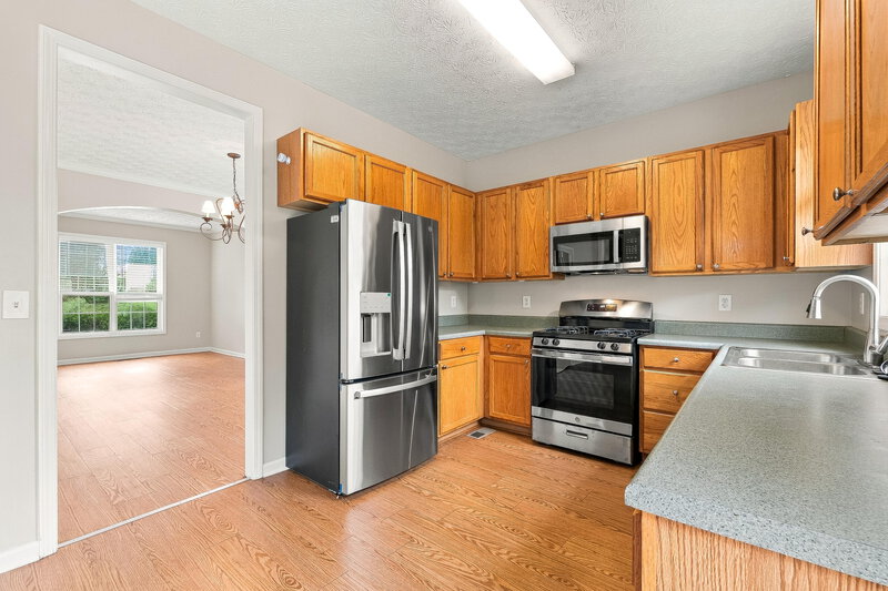 2,410/Mo, 317 Park Creek Rdg Woodstock, GA 30188 Kitchen View