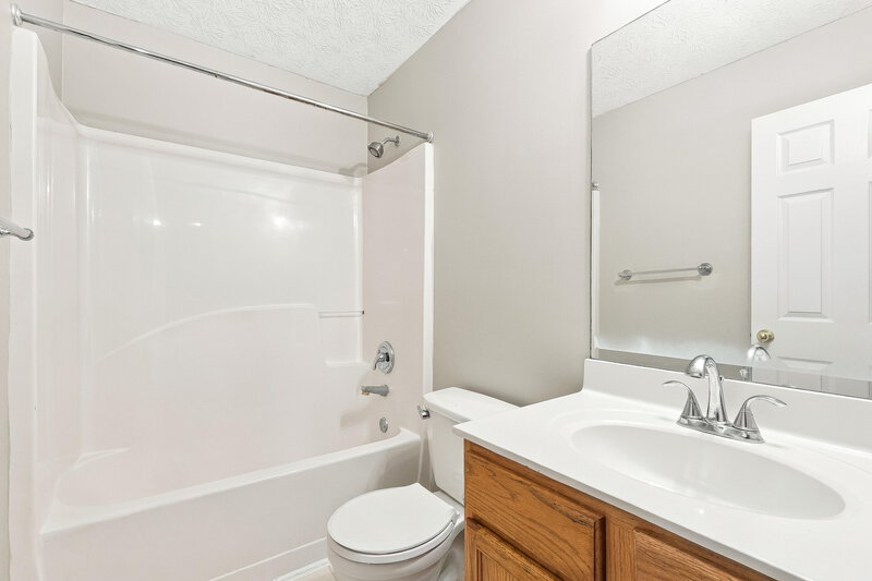 2,410/Mo, 317 Park Creek Rdg Woodstock, GA 30188 Bathroom View
