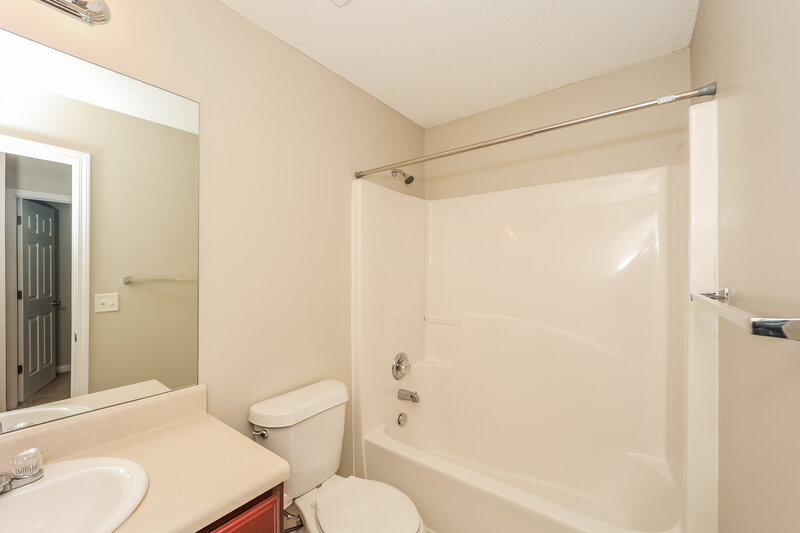 1,765/Mo, 12 Preserve Dr Newnan, GA 30263 Bathroom View