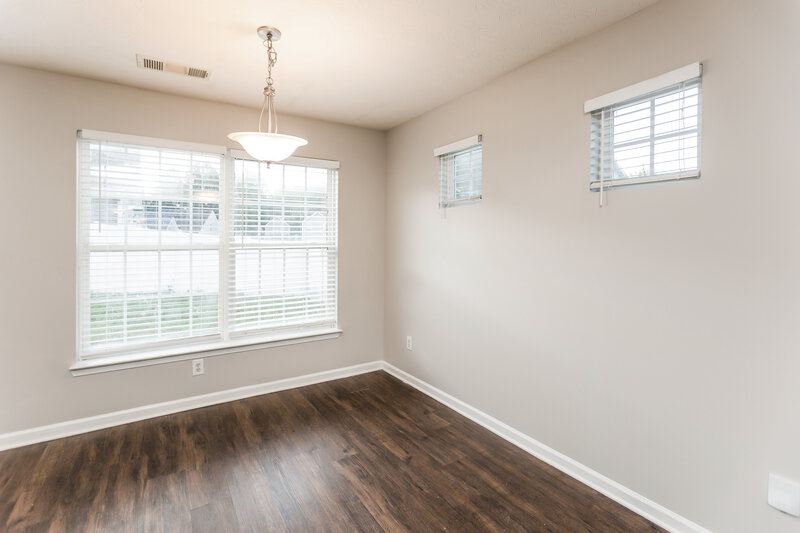1,890/Mo, 320 Arrowhead Dr Dallas, GA 30132 Dining Room View