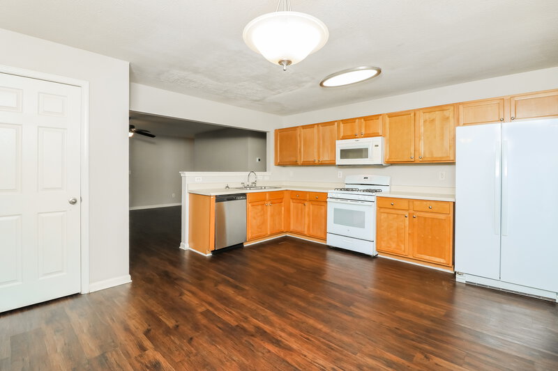 2,900/Mo, 320 Arrowhead Dr Dallas, GA 30132 Dining Room View 2