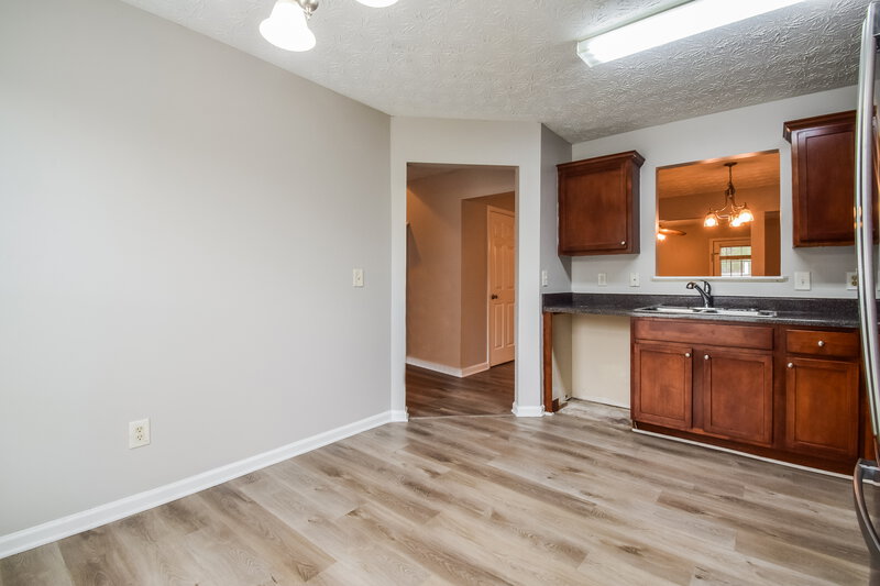 1,755/Mo, 2400 Piering Dr Lithonia, GA 30038 Kitchen View