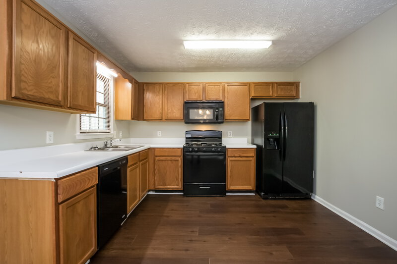 1,805/Mo, 187 Sherwood Forest Dr Douglasville, GA 30134 Kitchen View