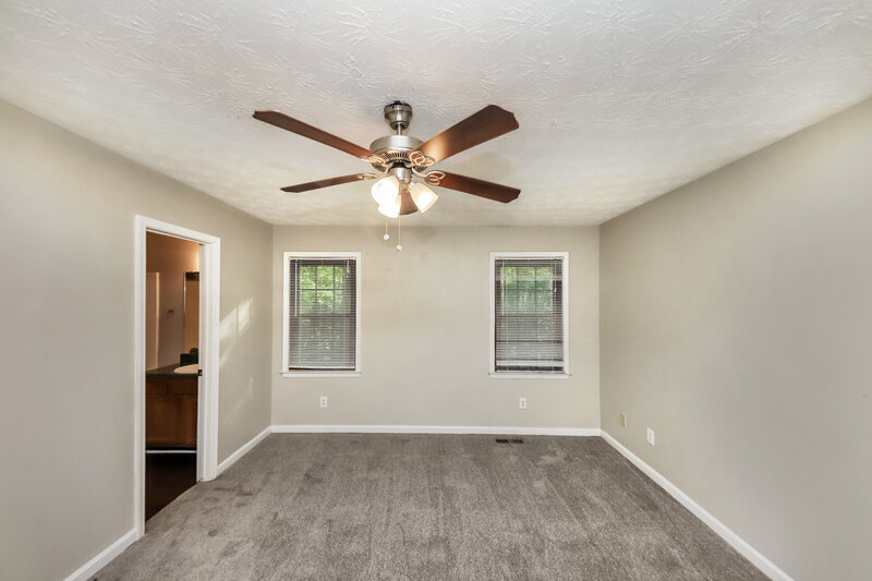 1,725/Mo, 187 Sherwood Forest Dr Douglasville, GA 30134 Main Bedroom View 2