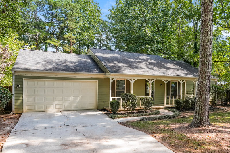 2,450/Mo, 462 Sherwood Cir Stone Mountain, GA 30087 External View
