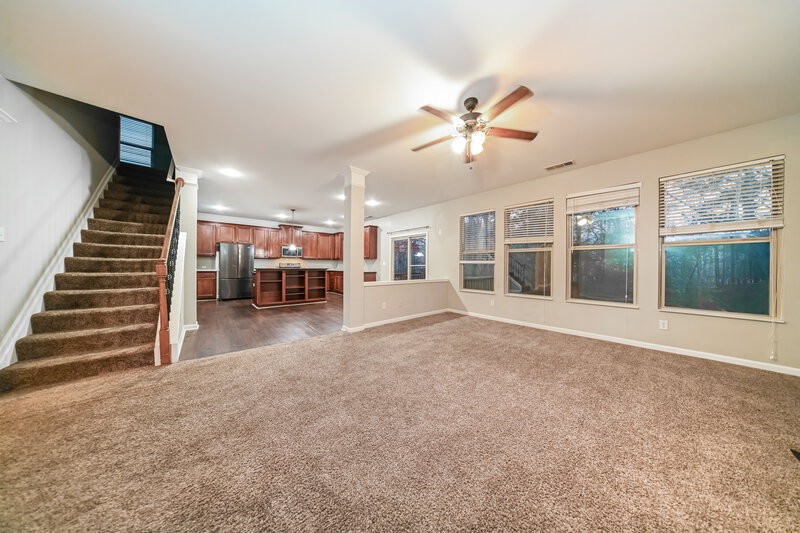 2,625/Mo, 4290 Rosehall Ct Atlanta, GA 30349 Living Room View 2