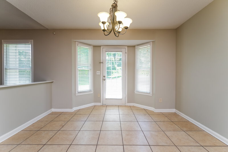 1,880/Mo, 4091 S Fork Dr Snellville, GA 30039 Dining Room View