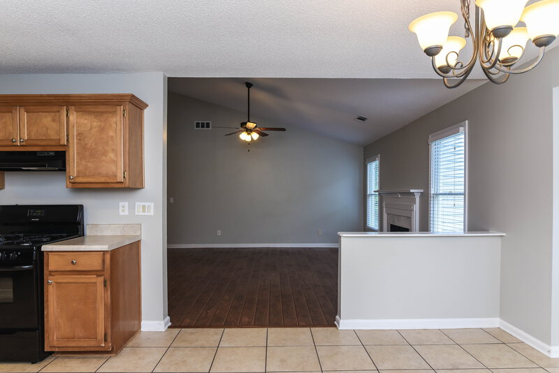 1,850/Mo, 4091 S Fork Dr Snellville, GA 30039 Breakfast Nooklarge View