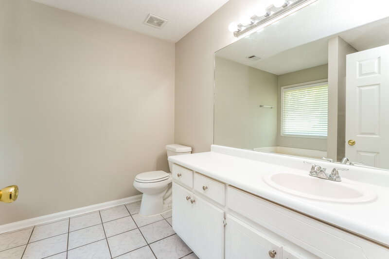 1,880/Mo, 4091 S Fork Dr Snellville, GA 30039 Bathroom View