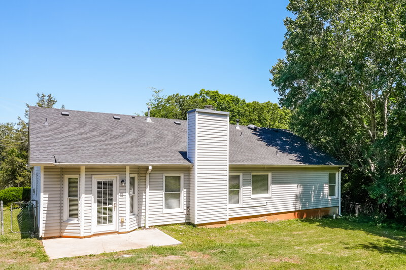 1,880/Mo, 4091 S Fork Dr Snellville, GA 30039 Rear View