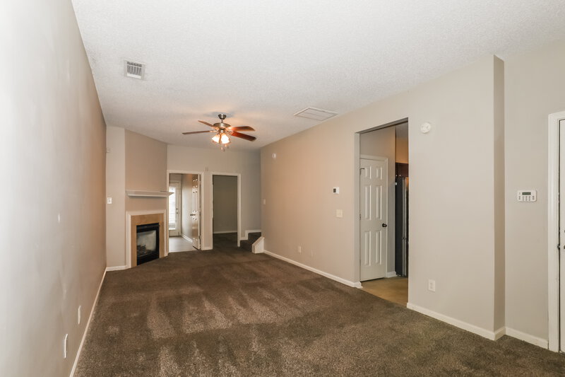 1,885/Mo, 7796 Newbury Dr Jonesboro, GA 30236 Living Room View 2