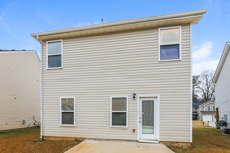 1,885/Mo, 7796 Newbury Dr Jonesboro, GA 30236 Rear View
