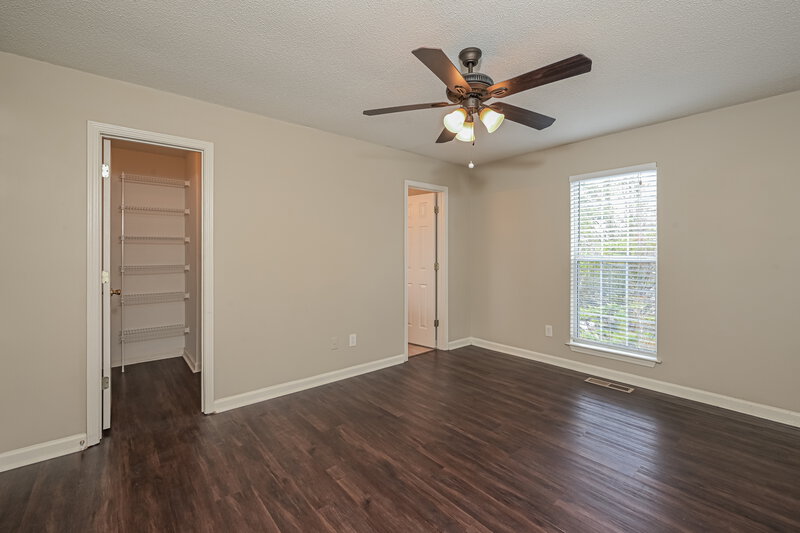 1,835/Mo, 58 Pullman Ln Dawsonville, GA 30534 Main Bedroom View 2