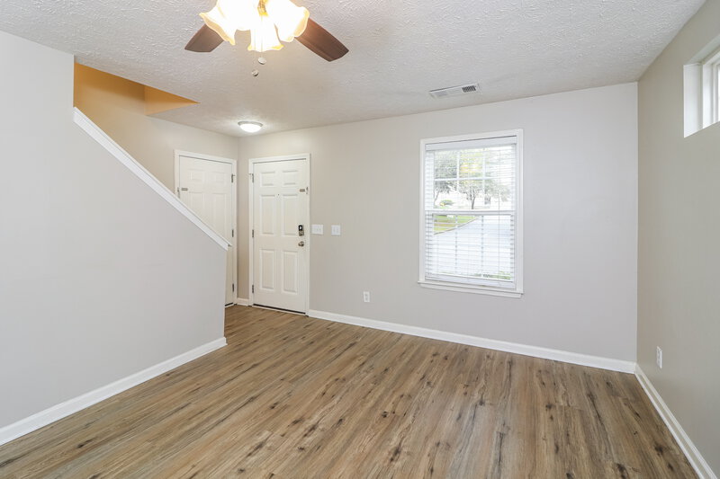 1,835/Mo, 632 Spanish Oak Dr Acworth, GA 30102 Living Room View 2