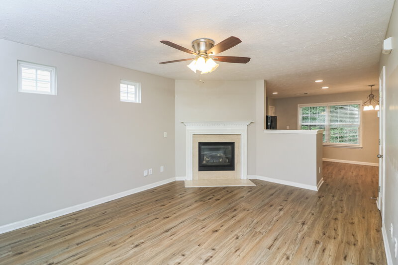 1,835/Mo, 632 Spanish Oak Dr Acworth, GA 30102 Living Room View 4