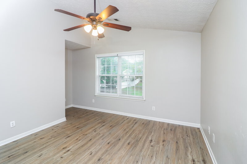 1,835/Mo, 632 Spanish Oak Dr Acworth, GA 30102 Main Bedroom View