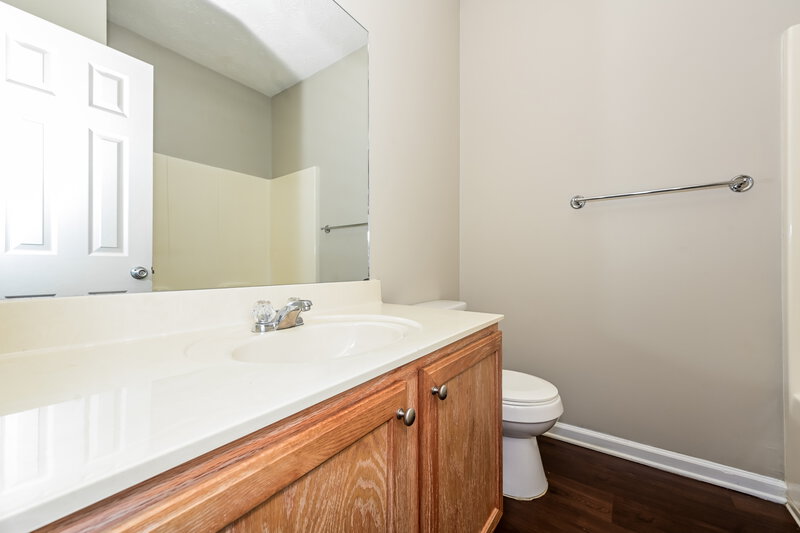 1,730/Mo, 420 Bell Flower Trl Locust Grove, GA 30248 Bathroom View