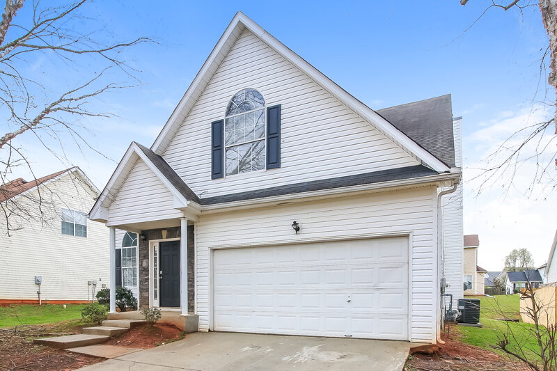 2,210/Mo, 650 Compton Ln McDonough, GA 30253 Front View 2