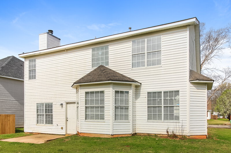 2,210/Mo, 650 Compton Ln McDonough, GA 30253 Rear View