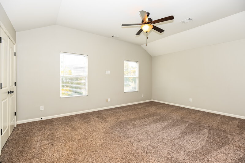 2,220/Mo, 214 Bethany Manor Ct Ball Ground, GA 30107 Main Bedroom View