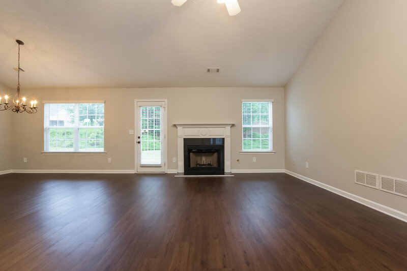 1,970/Mo, 1701 Sydney Mill Ct Buford, GA 30519 Living Room View