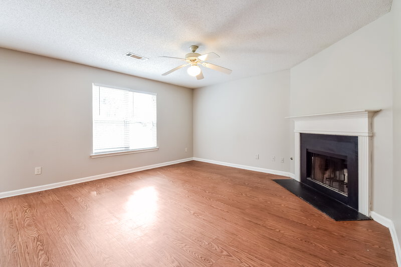 2,165/Mo, 3038 Summer Breeze Dr Villa Rica, GA 30180 Living Room View