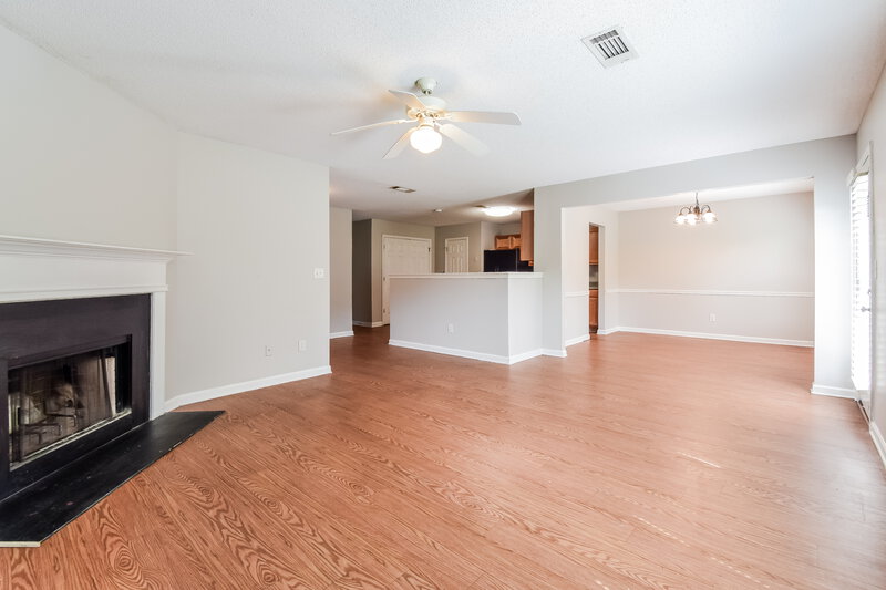 2,165/Mo, 3038 Summer Breeze Dr Villa Rica, GA 30180 Living Room View 2