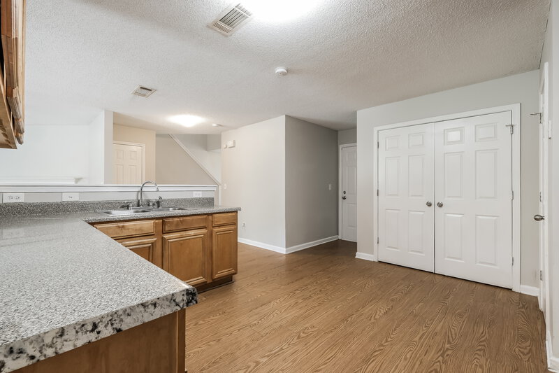 1,990/Mo, 3038 Summer Breeze Dr Villa Rica, GA 30180 Kitchen View