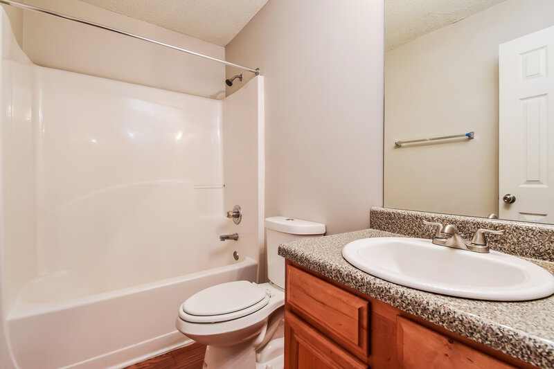 2,165/Mo, 3038 Summer Breeze Dr Villa Rica, GA 30180 Bathroom View
