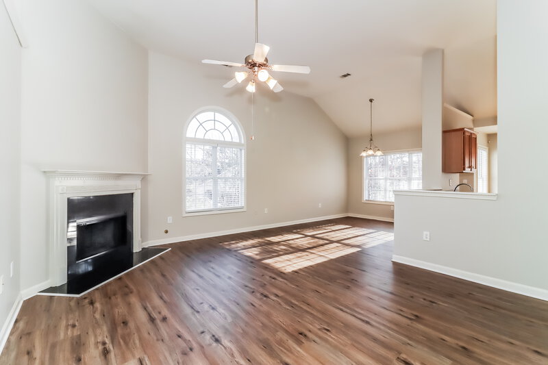 1,690/Mo, 9500 Poole Rd Villa Rica, GA 30180 Living Room View