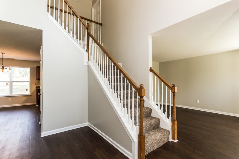 2,450/Mo, 412 Peterson Dr Stockbridge, GA 30281 Foyer View