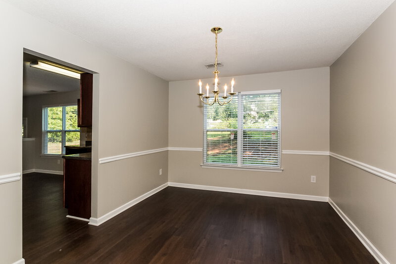 2,450/Mo, 412 Peterson Dr Stockbridge, GA 30281 Dining Room View