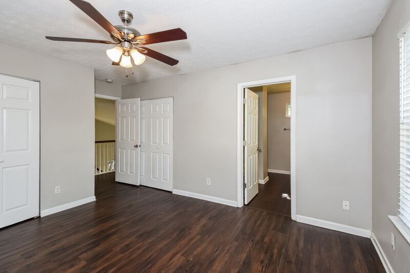 2,080/Mo, 1204 W Oaks Way Woodstock, GA 30188 Main Bedroom View 2