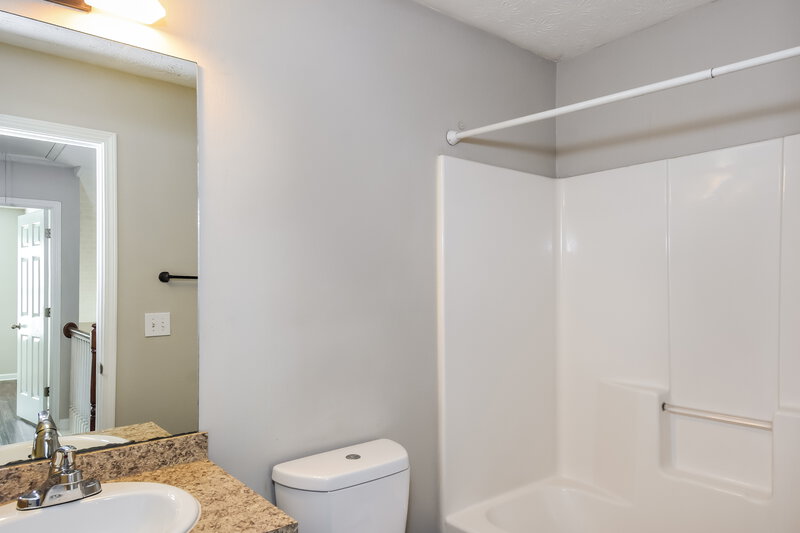 2,080/Mo, 1204 W Oaks Way Woodstock, GA 30188 Bathroom View