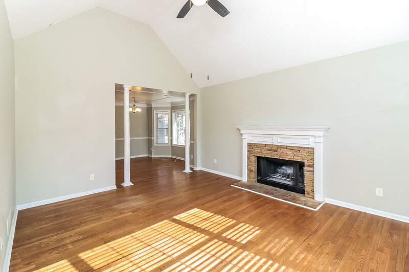 2,600/Mo, 2054 Spicers Ln Woodstock, GA 30189 Living Room View