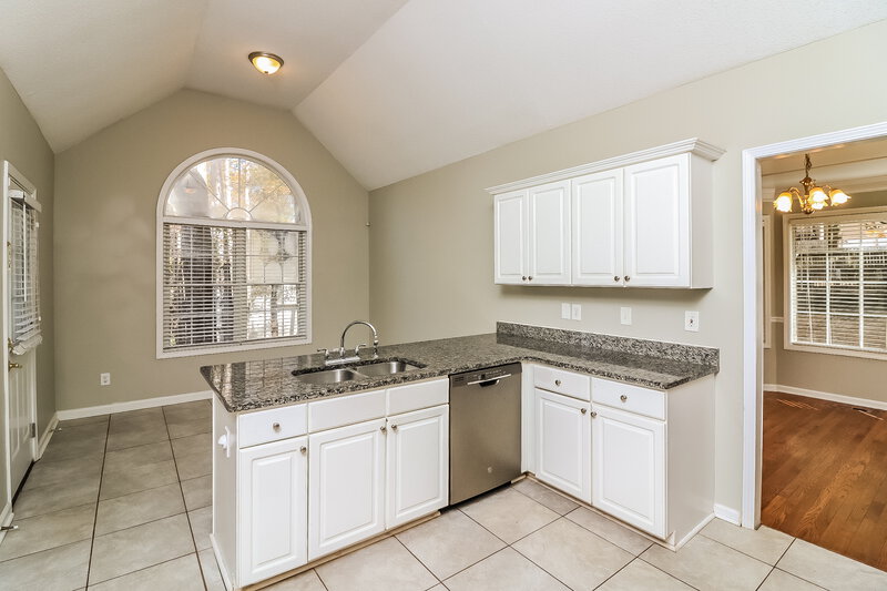 2,600/Mo, 2054 Spicers Ln Woodstock, GA 30189 Kitchen View