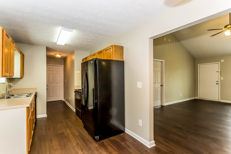 2,600/Mo, 104 Whistle Way Locust Grove, GA 30248 Kitchen View 2