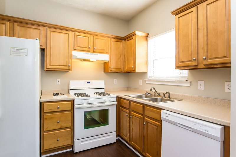 3,030/Mo, 2721 Windsor Ct NW Kennesaw, GA 30144 Kitchen View