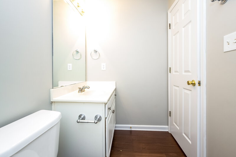 3,030/Mo, 2721 Windsor Ct NW Kennesaw, GA 30144 Powder Room View