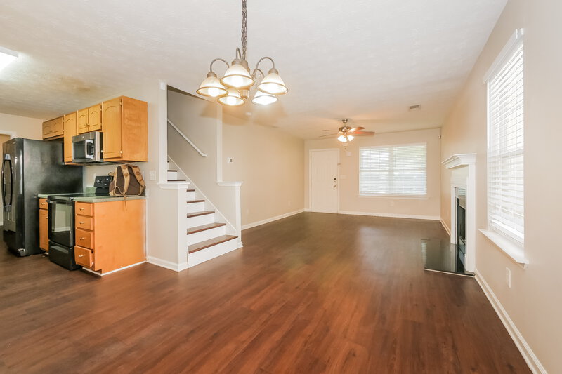 1,845/Mo, 1002 Allegiance Dr Locust Grove, GA 30248 Dining Room View 2