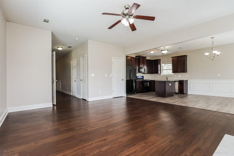 2,275/Mo, 4312 Rolfe Ct McDonough, GA 30252 Living Room View 2