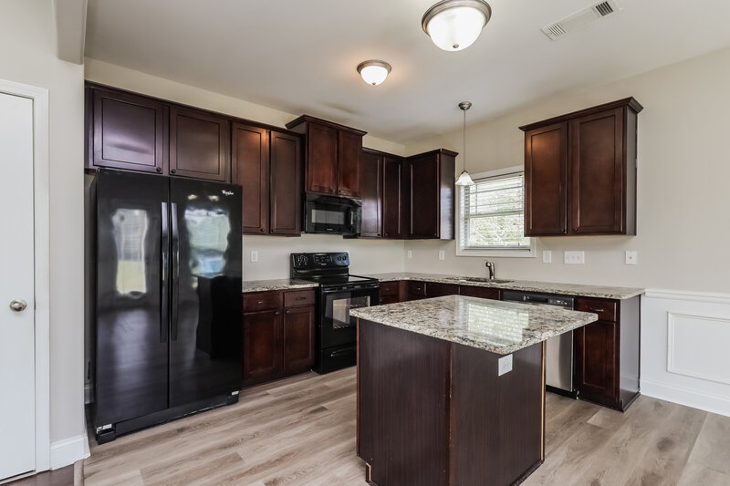 2,275/Mo, 4312 Rolfe Ct McDonough, GA 30252 Kitchen View