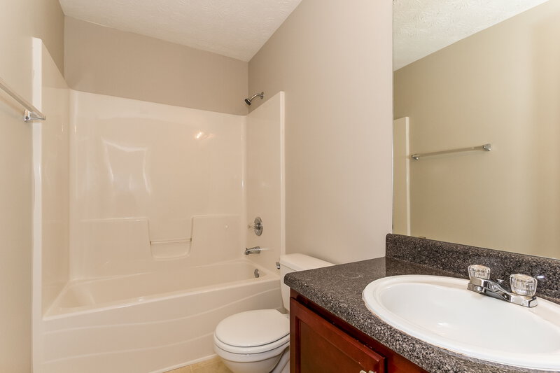 2,830/Mo, 21 Grier Ln Newnan, GA 30263 Bathroom View