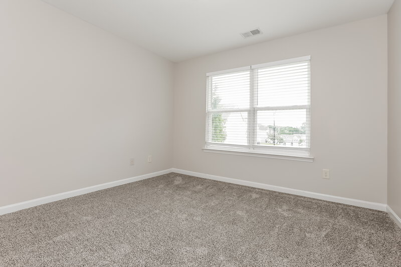 2,110/Mo, 326 Crescent Woode Dr Dallas, GA 30157 Bedroom View 2