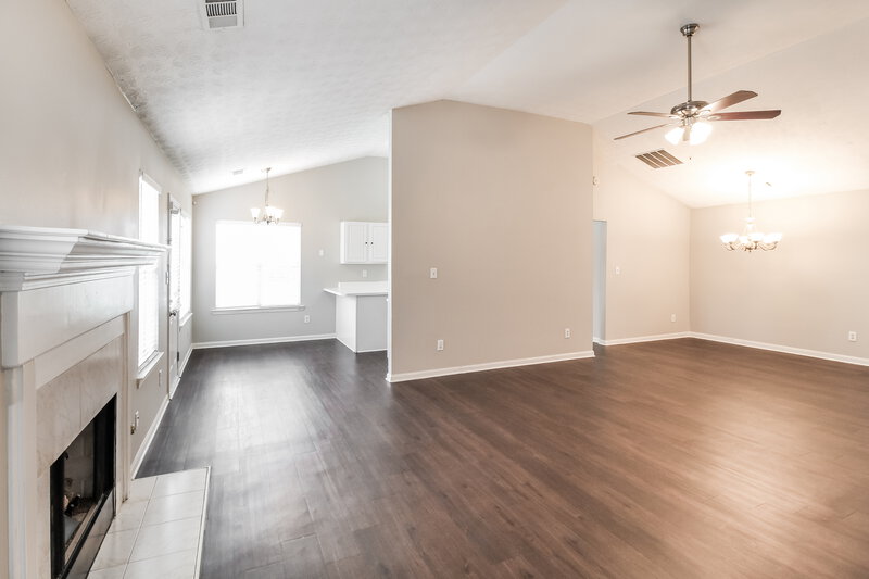 1,865/Mo, 513 Bentley Way McDonough, GA 30253 Living Room View 3