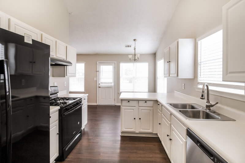 1,865/Mo, 513 Bentley Way McDonough, GA 30253 Kitchen View