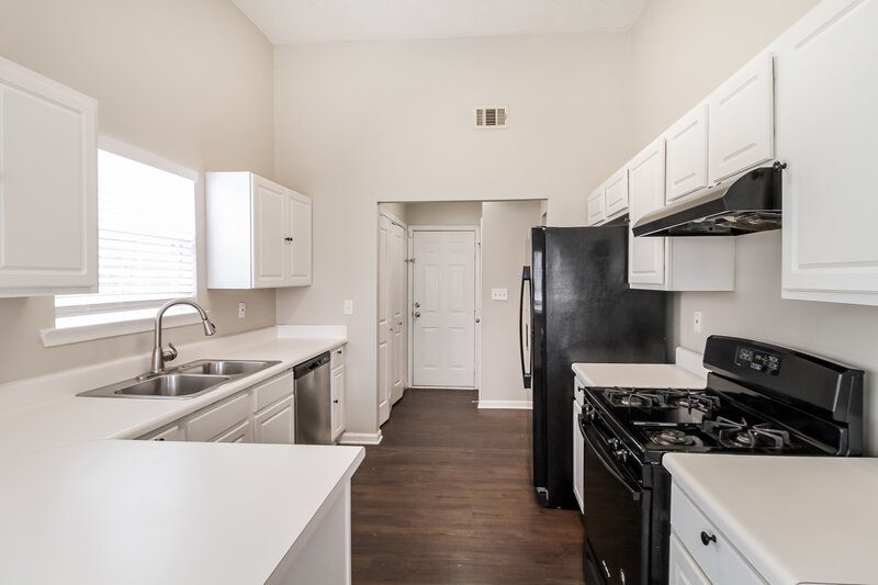 1,865/Mo, 513 Bentley Way McDonough, GA 30253 Kitchen View 2