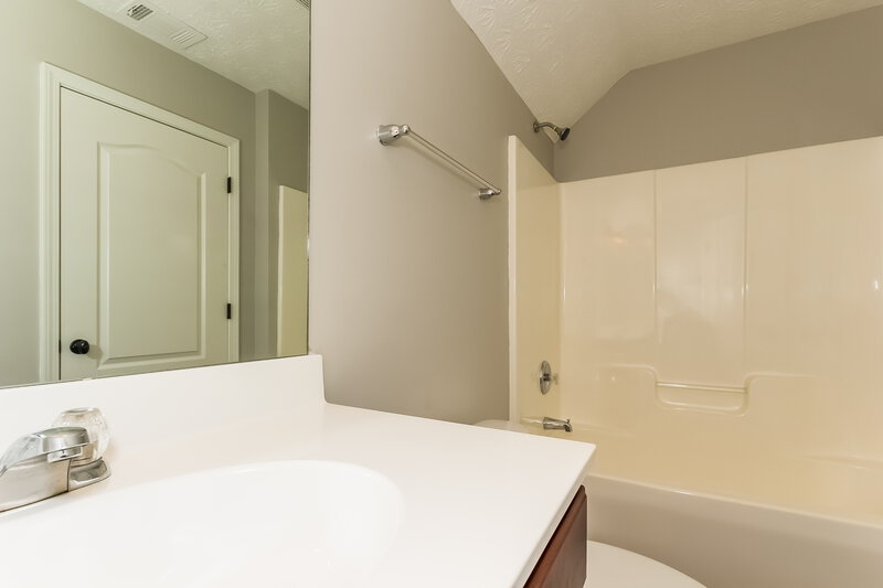 2,460/Mo, 117 Daisy Cir McDonough, GA 30252 Bathroom View