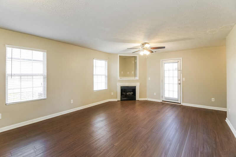 1,855/Mo, 465 Cathedral Dr McDonough, GA 30253 Living Room View