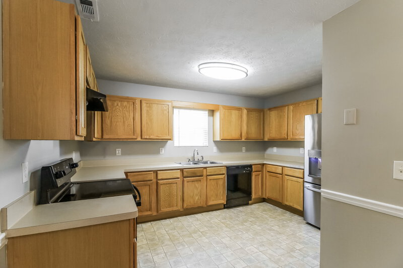 1,855/Mo, 465 Cathedral Dr McDonough, GA 30253 Kitchen View